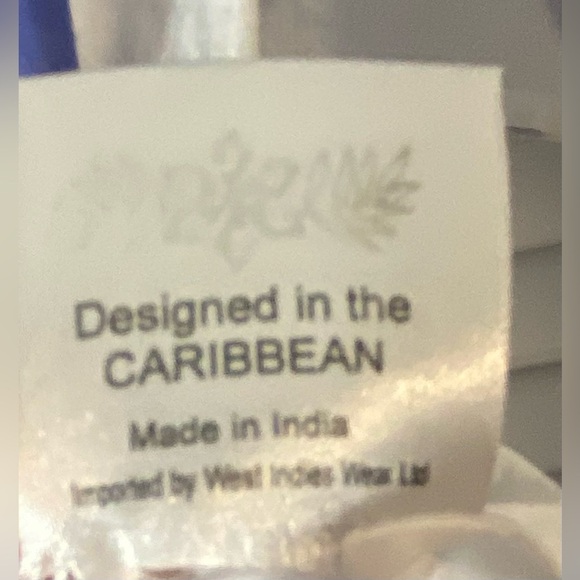 West Indies White with Royal Blue Starfish Tunic, Size M, Tie Neck, 3/4 Sleeves - Picture 5 of 7